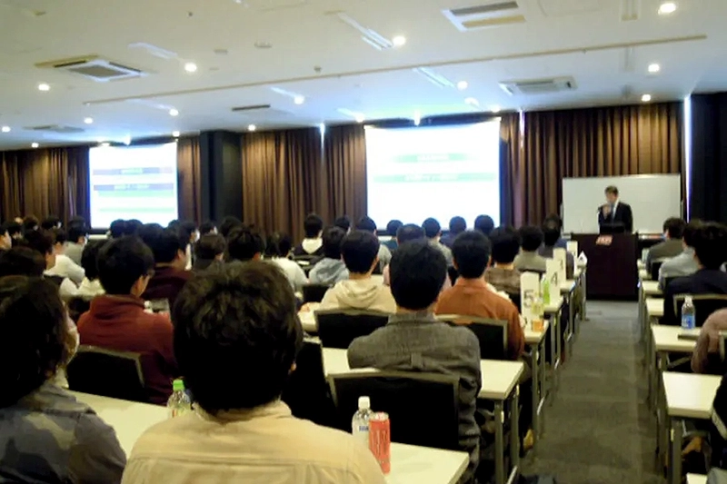 全体ミーティング